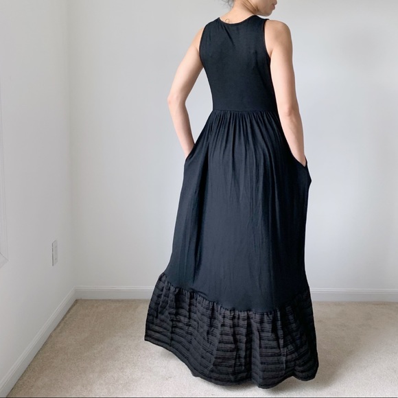 KIMBERLY Maxi dress in Black - Picture 6 of 9